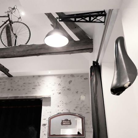 Le gîte du presbytère, déco vintage bistrot&vélo ! Aunay-sous-Auneau Extérieur photo