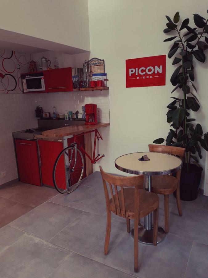 Le gîte du presbytère, déco vintage bistrot&vélo ! Aunay-sous-Auneau Extérieur photo
